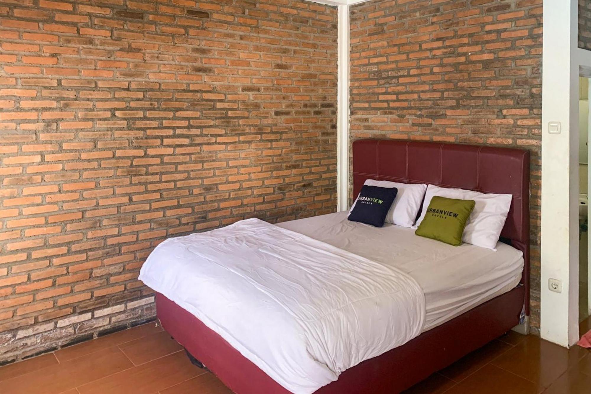 Urbanview Hotel Villa Q Gisting Bandjarnegeri Екстериор снимка