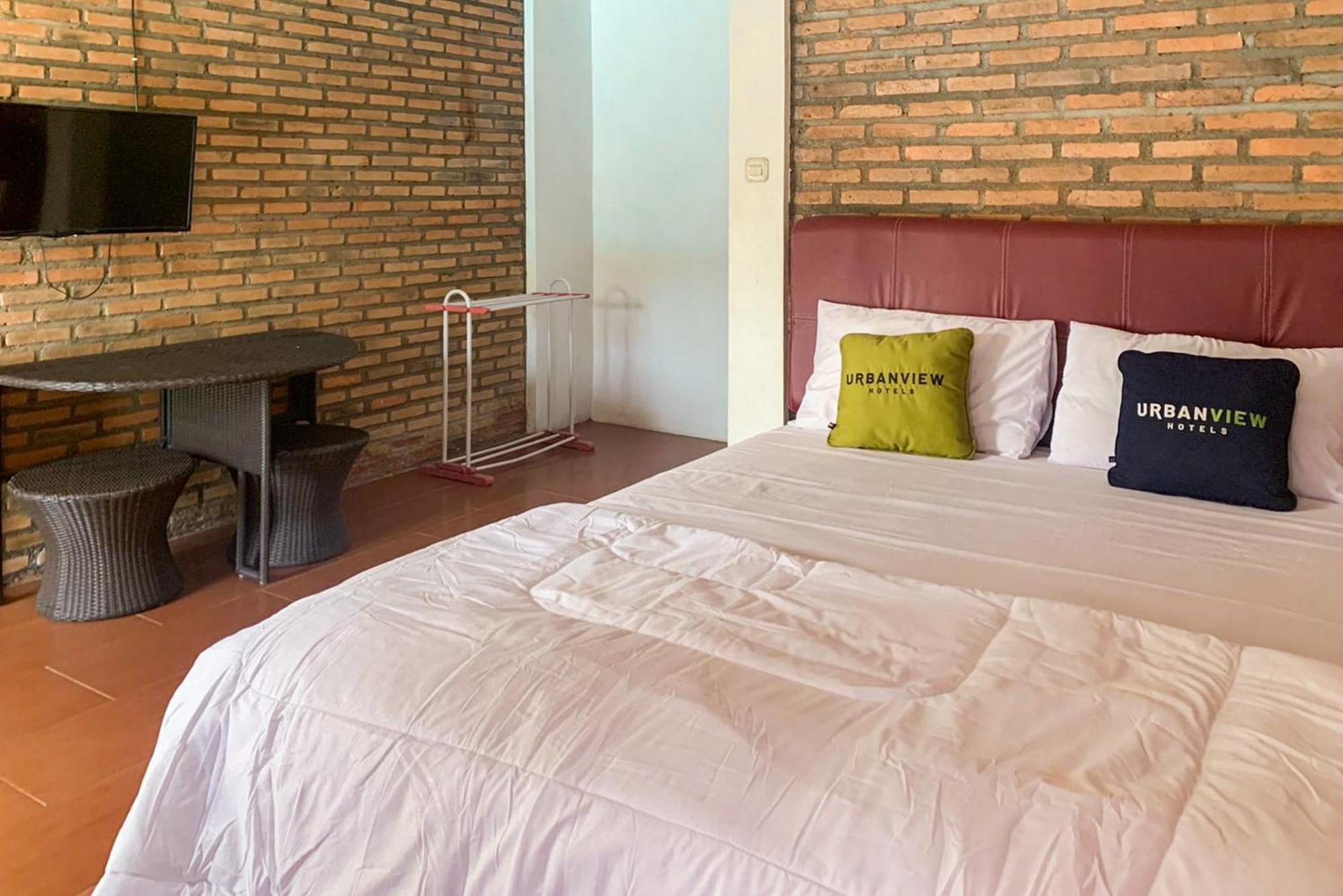 Urbanview Hotel Villa Q Gisting Bandjarnegeri Екстериор снимка