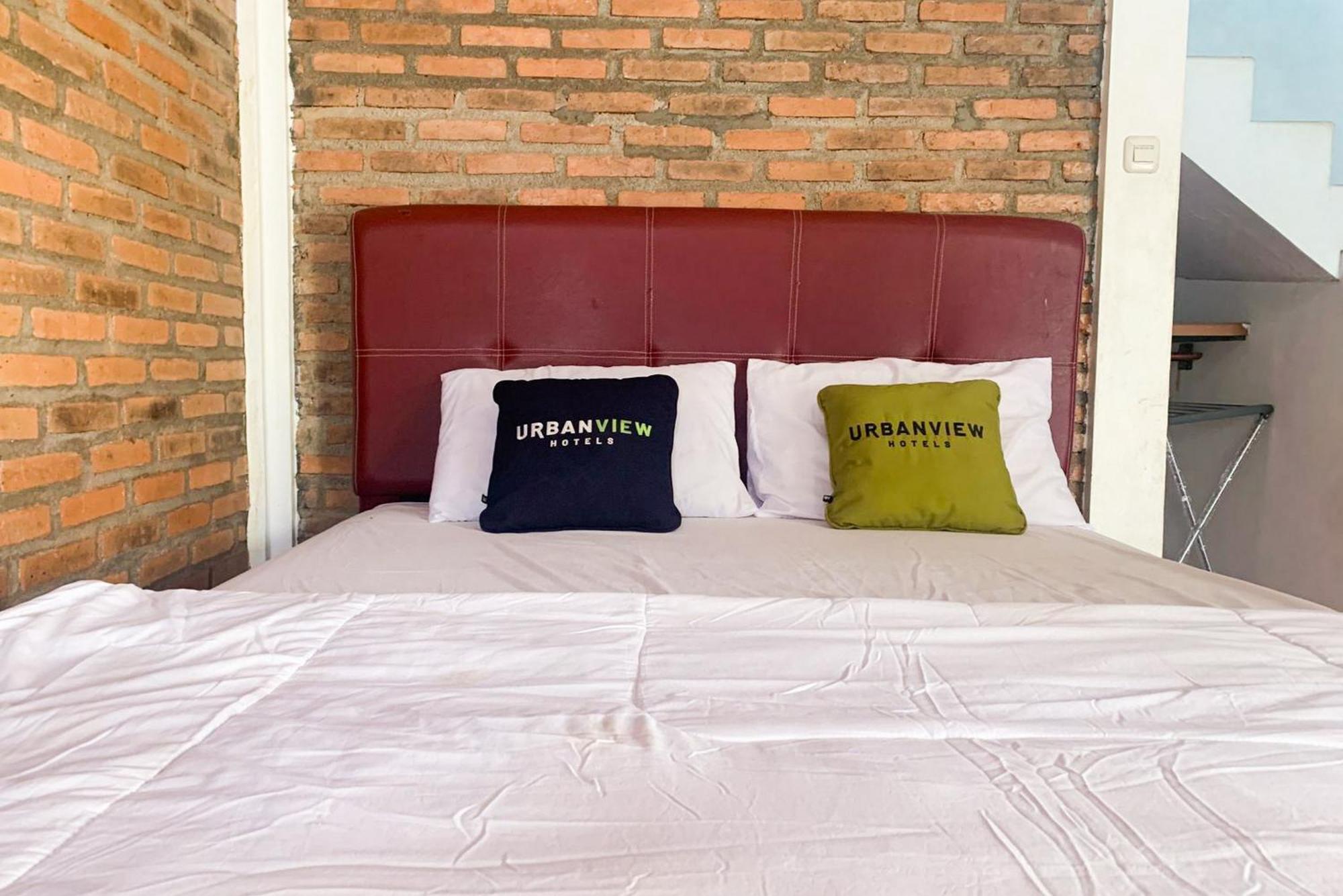 Urbanview Hotel Villa Q Gisting Bandjarnegeri Екстериор снимка